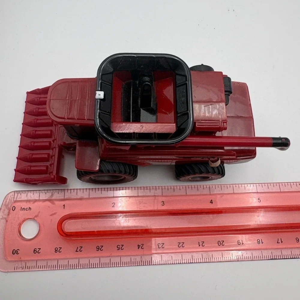 Ertl 1/64 Case International Harvester‎ Farm Toy Set Combine Tractor Loader Red